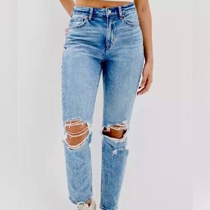 COPY - AMERICAN EAGLE STRIGID MOM JEANS